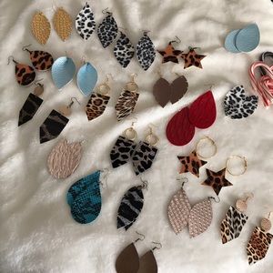 ✨Handmade faux-leather Earrings!!✨